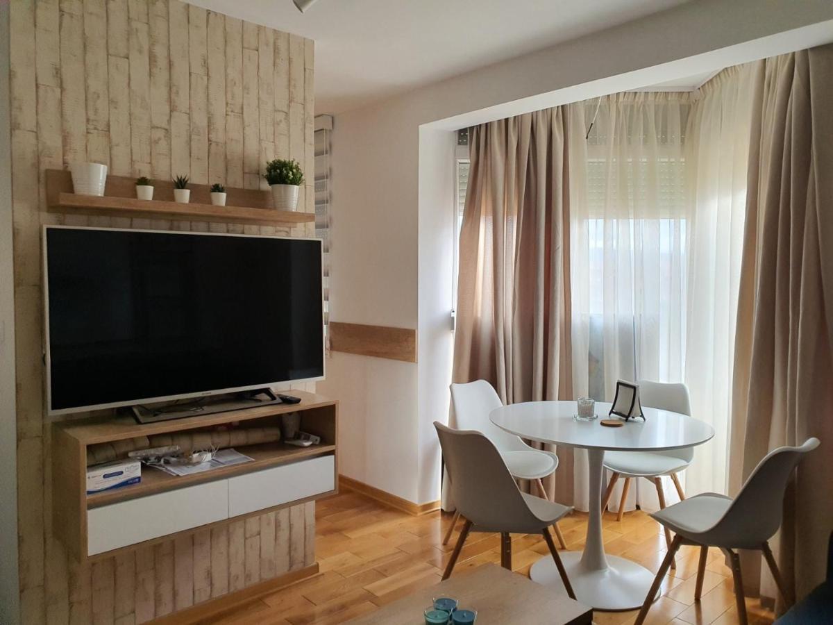 Ferienwohnung Andjelka A26 Veliko Gradište Exterior foto